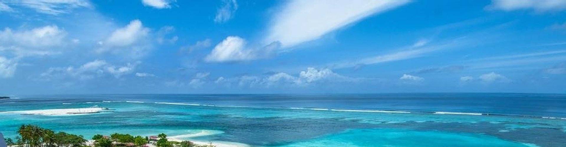 Maldive. Plecare din București, Vineri